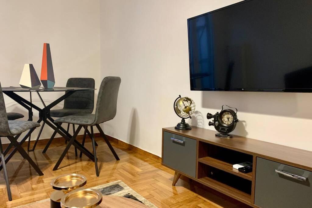 Kallimarmaro 2-Bedroom Apartment Atény Exteriér fotografie